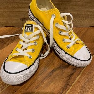 YELLOW CONVERSE